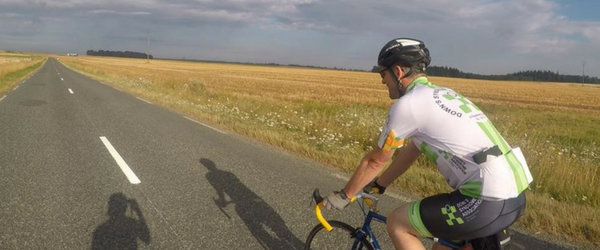 London to Paris Cyclist